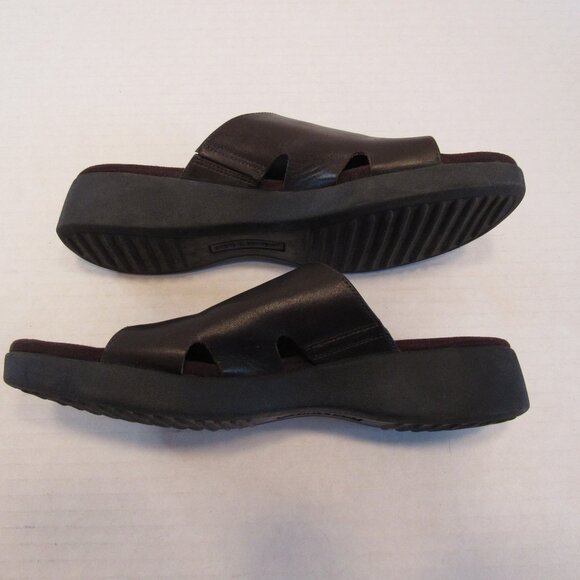 Croft and Barrow Brown Slip On Open Toe Slide Calista Leather Sandal Size 6M - Picture 3 of 8